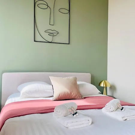 Le Logis Gargoulleau Apartment La Rochelle (Charente-Maritime)