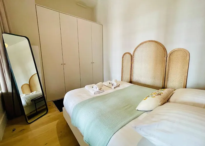 Appartement Le Logis Gargoulleau, Centre Ville, Lr145 *