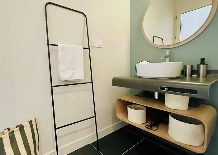 Appartement Le Logis Gargoulleau, Centre Ville, Lr145 *