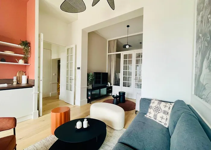 Le Logis Gargoulleau, Centre Ville, Lr145 * La Rochelle (Charente-Maritime)